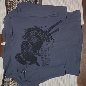 Long sleeve tee shirt with horse